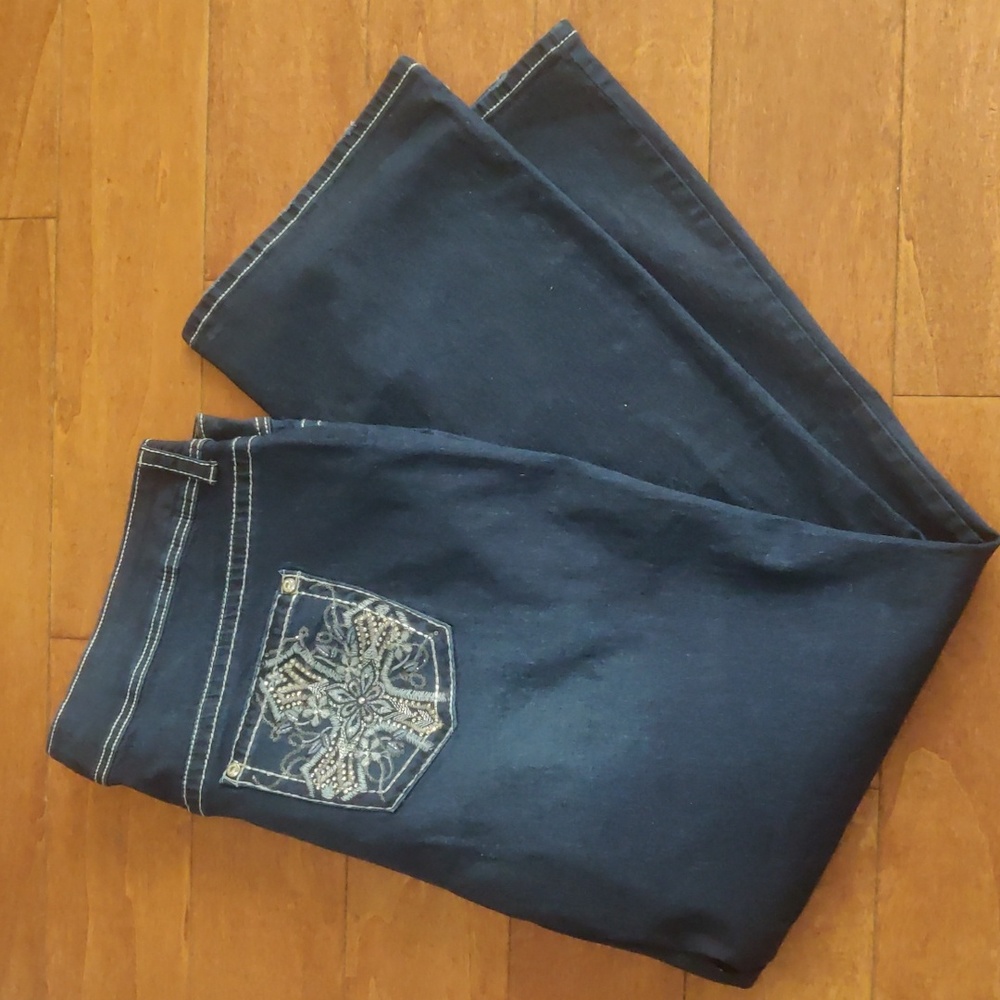 Copper Flash Jeans Womens  Bootcut Mid-Rise Curvy. Size 24 W. NWT